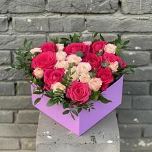 Цветочная композиция из Розы в коробке в Петухово