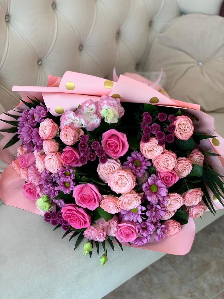 Букет цветов из: Хризантемы, Розы и Лизиантусы в Петухово