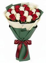 Букет Микс из красных и белых роз #REPLACE_PRED# Петухово