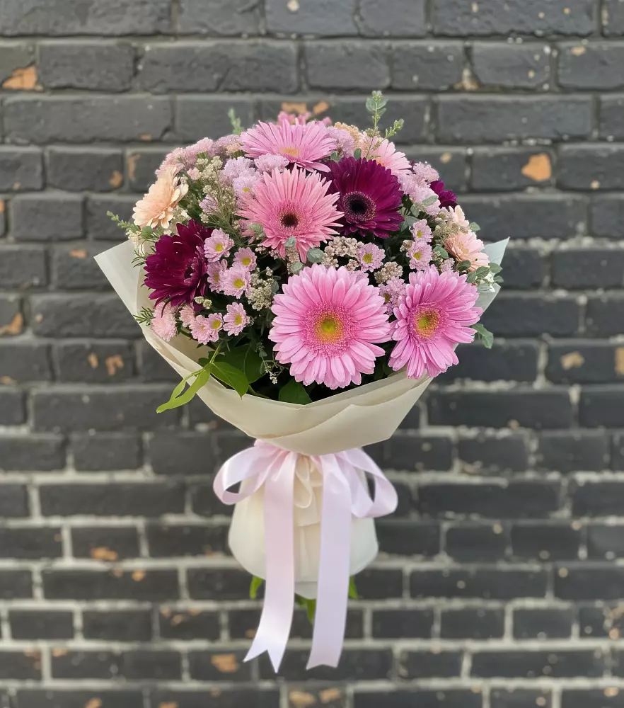 Букет цветов из: Герберы и Хризантемы в Петухово