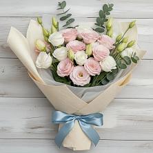 Букет цветов из:  Лизиантусы в Петухово