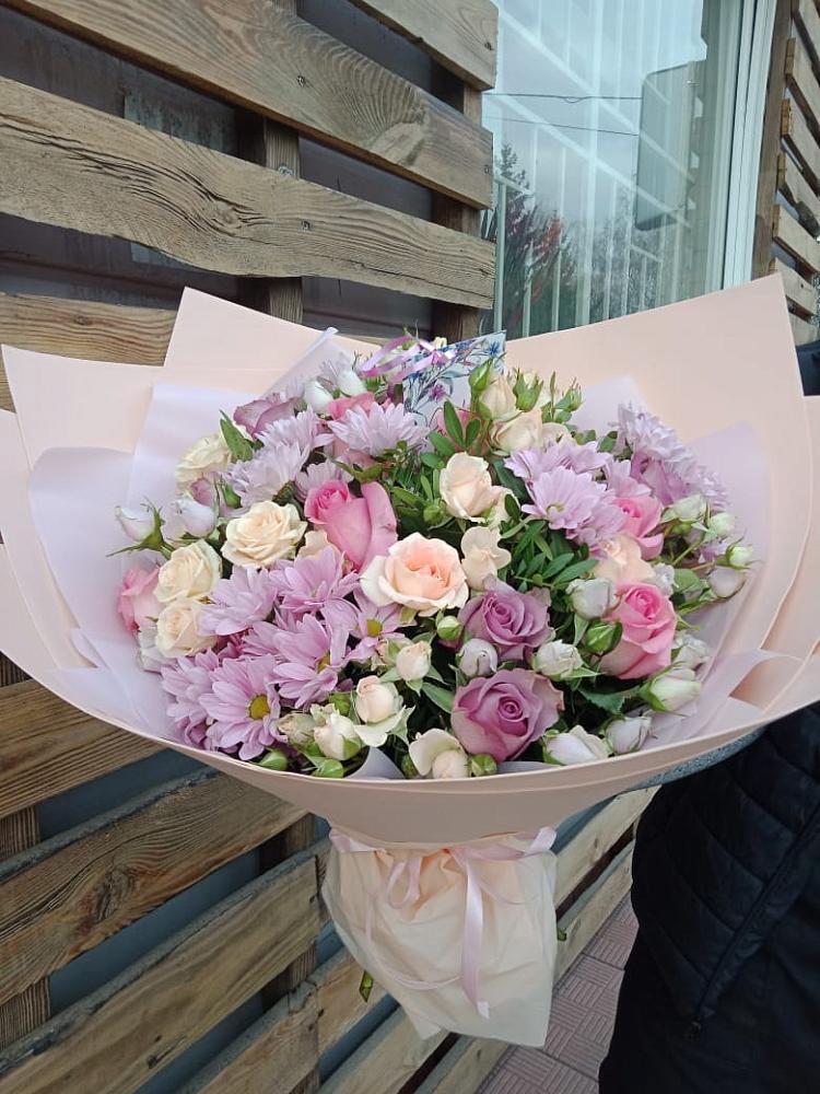 Букет цветов из: Розы и Хризантемы в Петухово