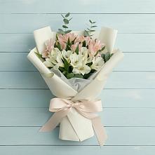 Букет цветов из:  Альстромерии в Петухово