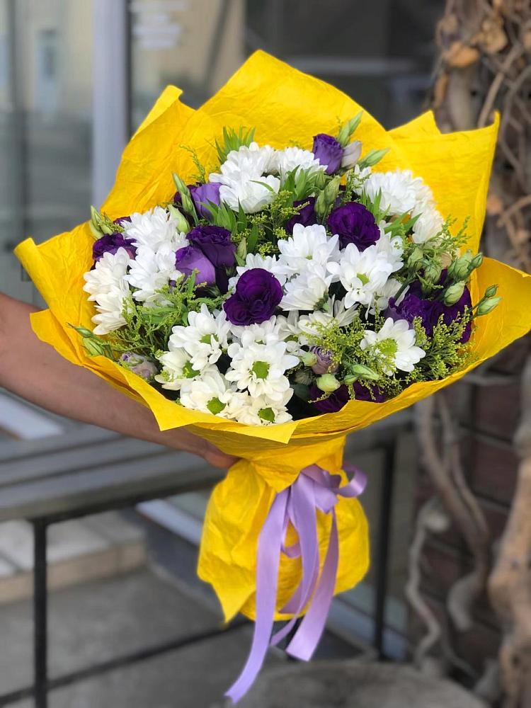 Букет цветов из: Ирисы, Хризантемы и Ромашки в Петухово