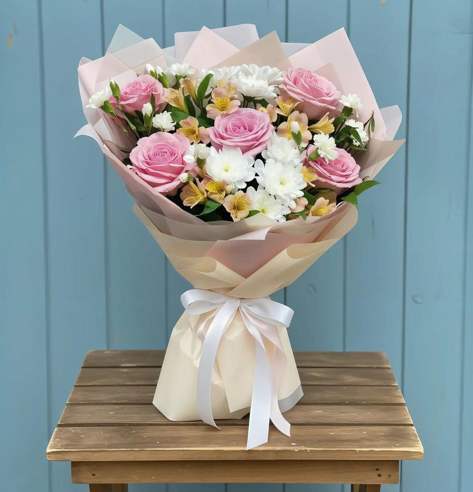 Букет цветов из: Гвоздики, Орхидеи и Розы в Петухово