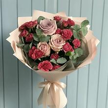 Букет цветов из:  Гвоздики и Розы в Петухово