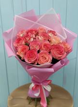 Букет 15 Розовых роз Равель в Петухово