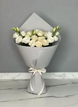 Букет цветов из:  Розы и Лизиантусы в Петухово